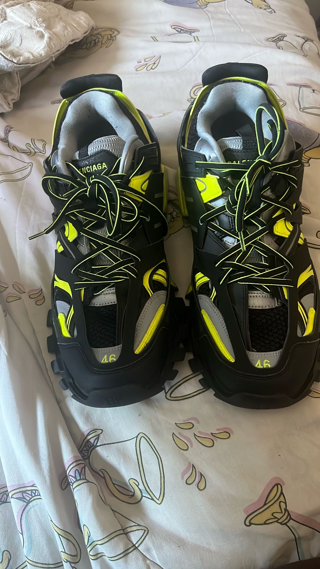 Balenciagas Track Size 12
