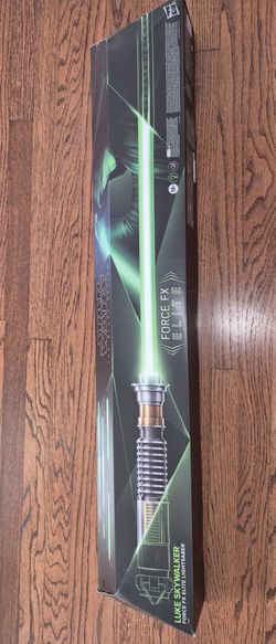 Star Wars Luke Skywalker Force FX Elite Lightsaber