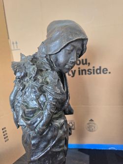 Hanehiroya sei) or 羽廣屋造 (Hanehiroya zo) Meiji-period Japanese bronze