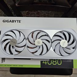 GIGABYTE NVIDIA GEFORCE RTX 4080 SUPER  AERO OC 16GB GAMING GRAPHICS CARD GPU 