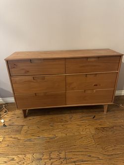 Walker Edison Gammelstaden Mid-Century Solid Wood 6-Drawer Dresser