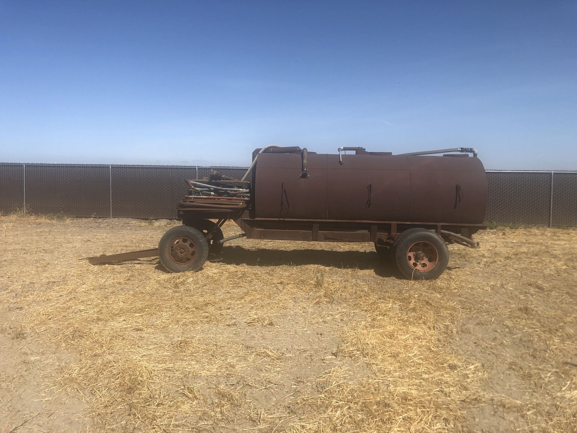Water trailer