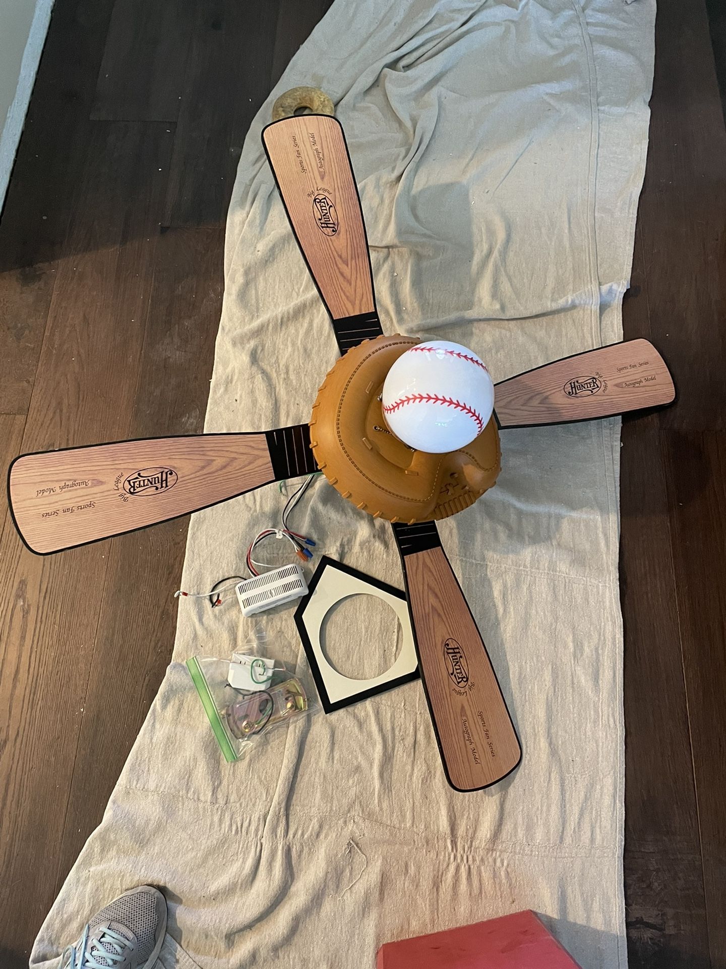 Ceiling Fan Hunter Brand 42 Inch