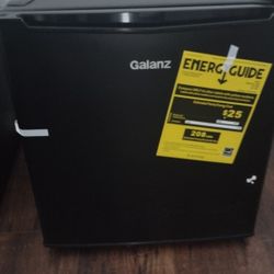 Mini Fridge 