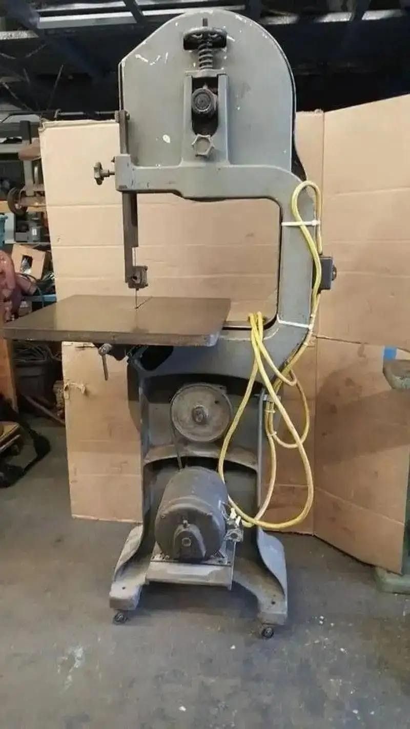 Davis & Wells 20" Band Saw Wood Cutting Bandsaw