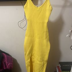 Yellow Windsor Dress Never Worn Size L 