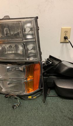 2011 GMC sierra headlights and mirrors