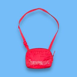 Supreme Shoulder Bag 