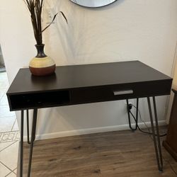 Desk “midcentury Modern” 