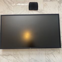 5 Large Nec Monitors/TVs 
