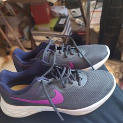 Nike Running Shoes 