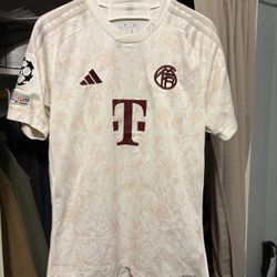 Adidas Bayern Múnich Third Jersey 2023/24 