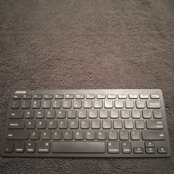 Arteck Bluetooth Keyboard HB098