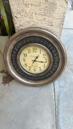 Wall clock