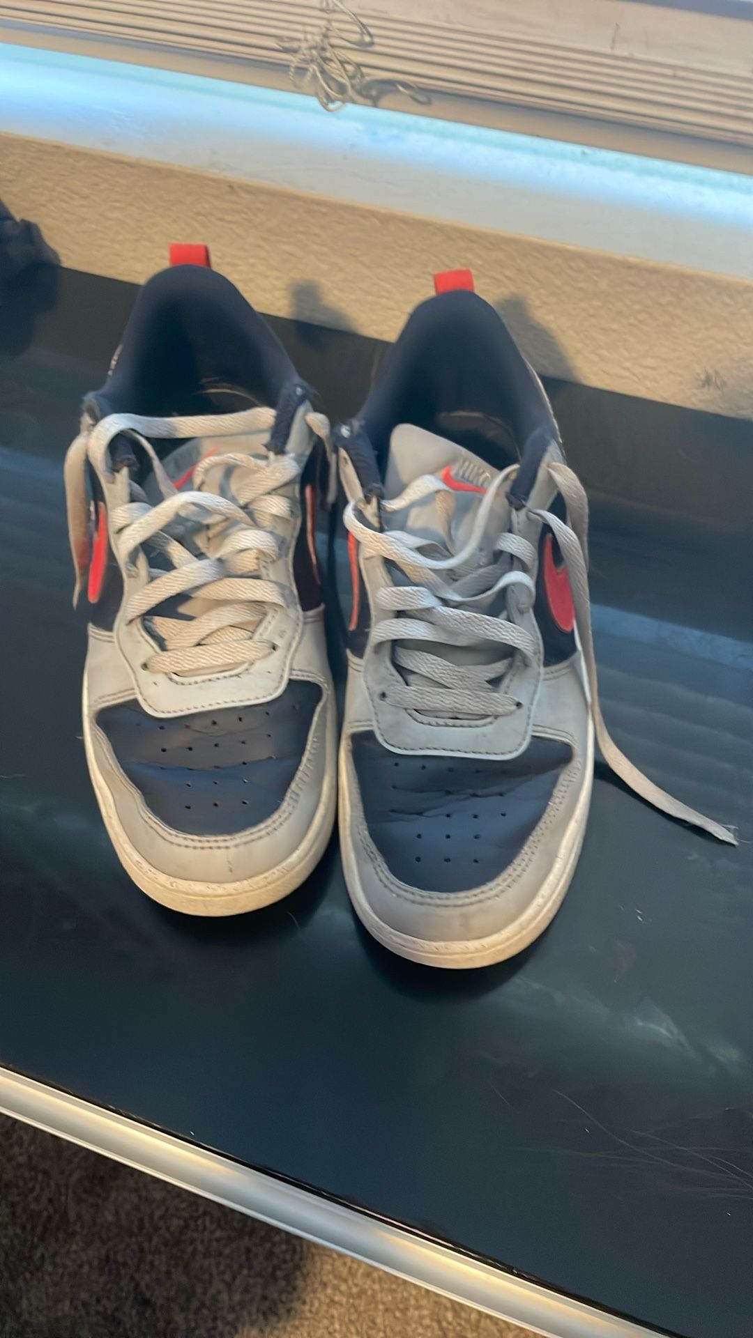Size 6.5 Men’s Nike