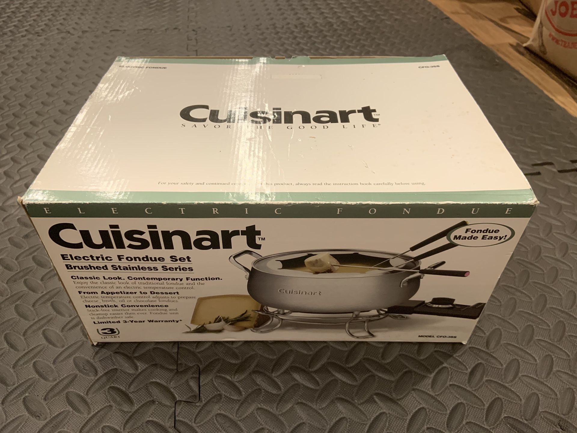 Cuisinart fondue set