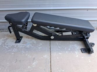 Hammer Strength Weight Bench