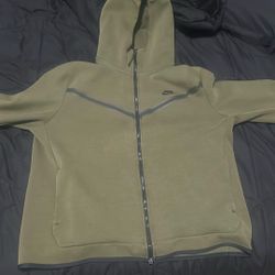 Olive Green Nike Tech 