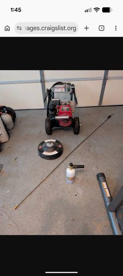 Honda-Simpson 3100 PSI Pressure Washer – Runs Great! Includes extra's