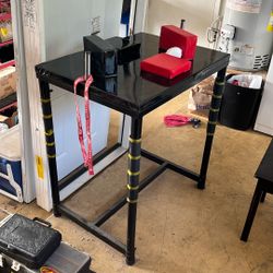 Armwrestling Table