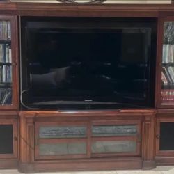 Wouldn’t Entertainment Center Comes Without The Tv