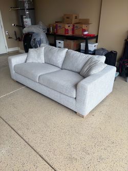 Modern 7’ Light Gray Sofa / Couch – Deep & Comfortable – Excellent Condition