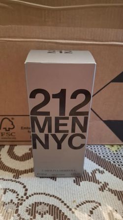 Carolina Herrera 212 Men NYC Eau de Toilette