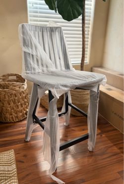 Brand New Target Counter Stools – Set of 8