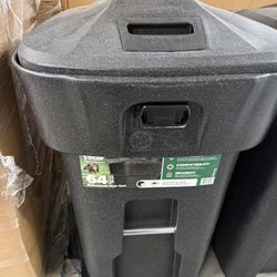 Toter 64G Automated Bear Resistant Blackstone Plastic Wheeled Indoor/Outdoor Hinged Lid Trash Can