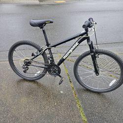 Bike Mongoose Excursion 24", Speed 21, Very Good Condition