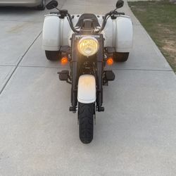 2023 Harley Davidson Freewheeler