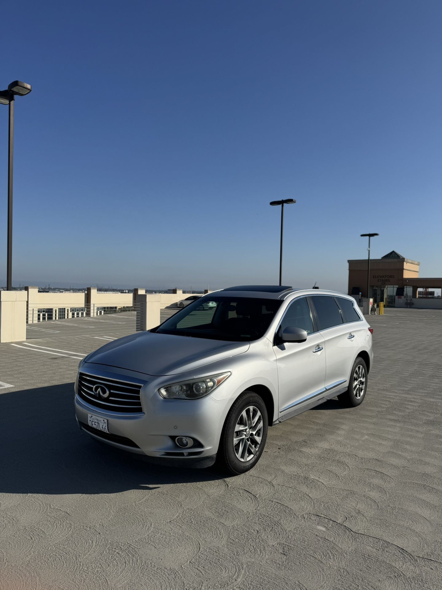 2013 Infiniti Jx35
