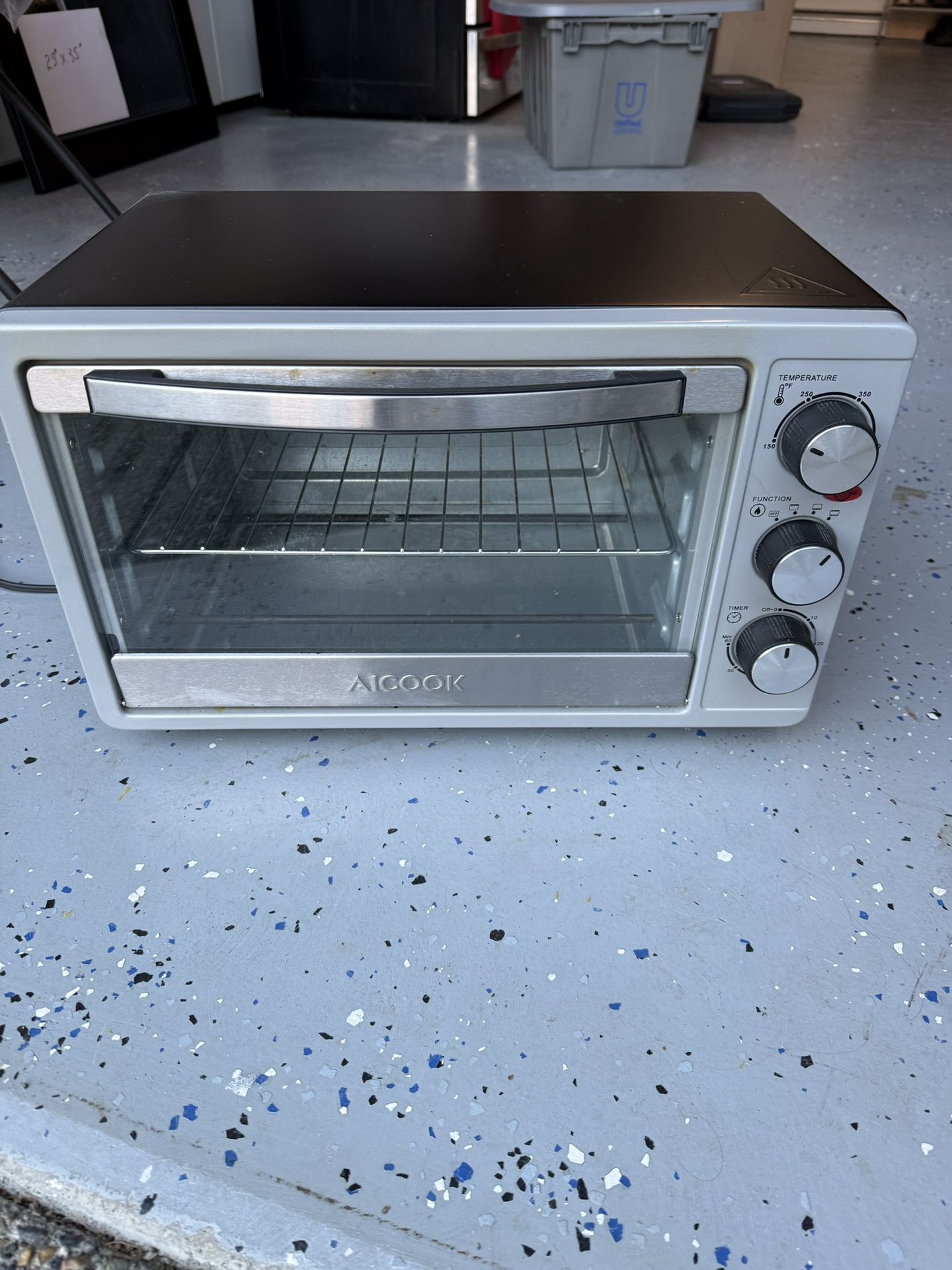 Oven