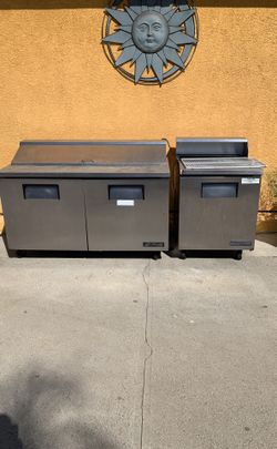 TRUE REFRIGERATOR Salad Bar WORKS!!!