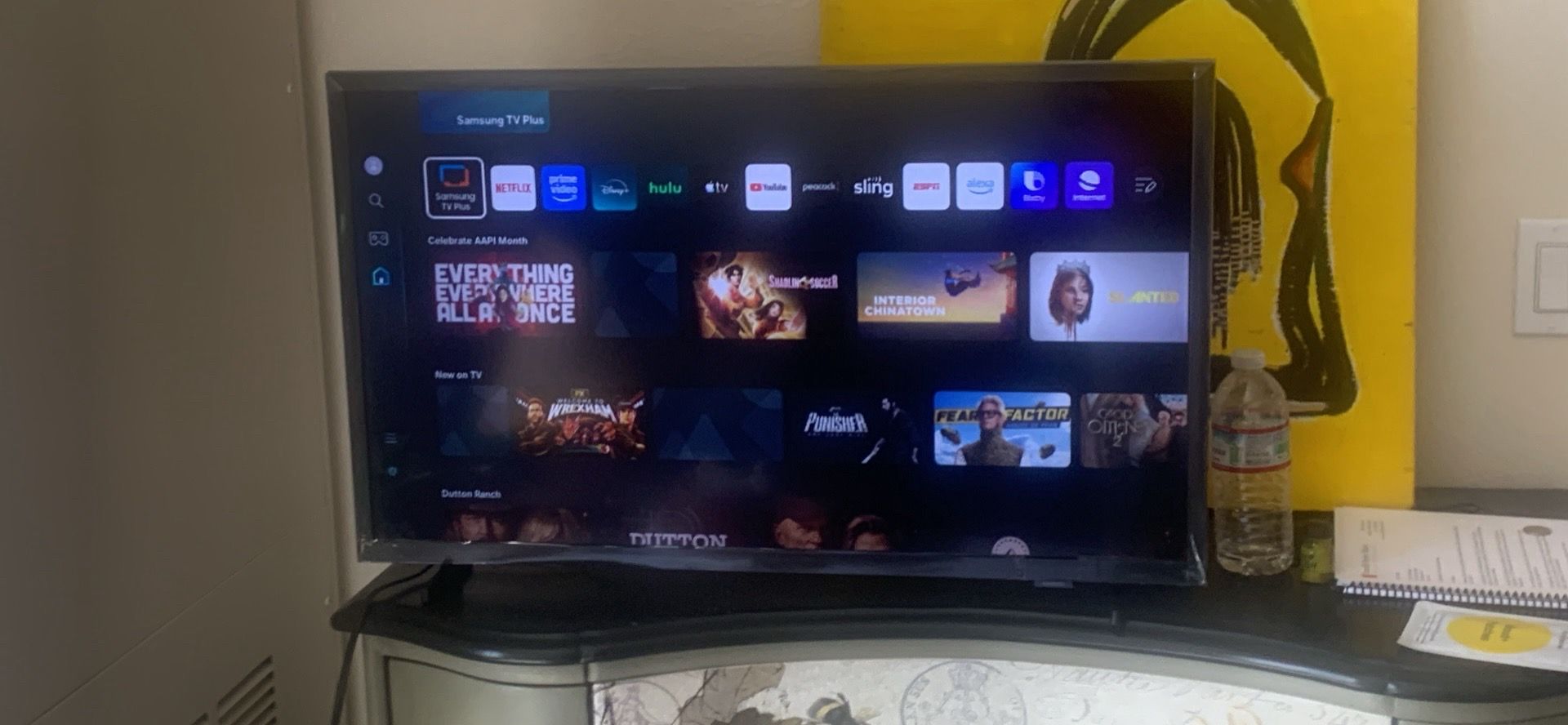 Samsung 50” UHD smart tv