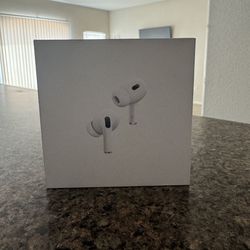 airpods pro 2 NEWEST MODEL USB-C