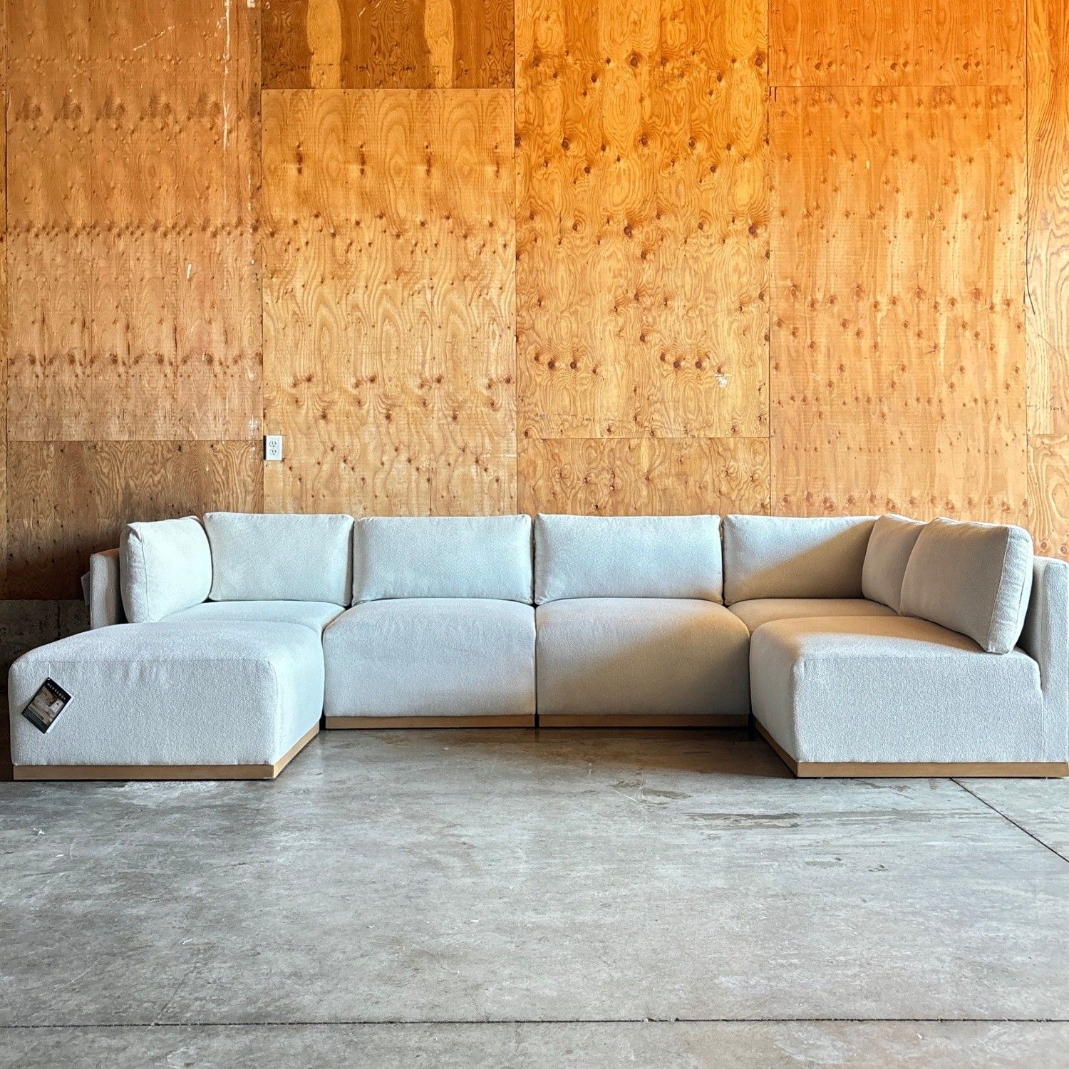 Henredon Murphy 6-Piece Modular Sectional with Ottoman