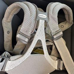 Baby Bjorn Carrier