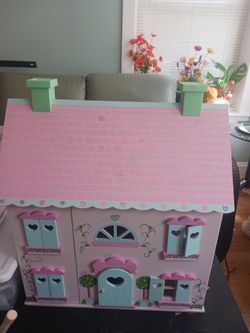 Doll House with furniture
