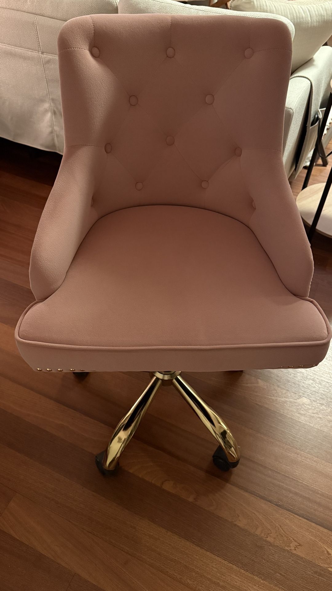 Velvet Blush Pink Chair