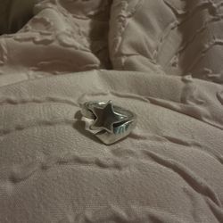 James Avery Retired Ring 