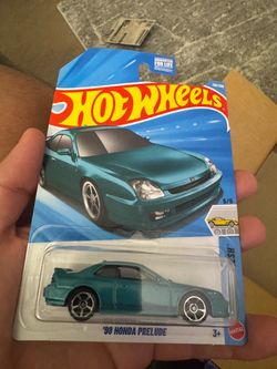 Hot Wheels '98 Honda Prelude Die-Cast Car