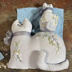 vintage-style stuffed cat collectibles