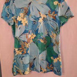 Croft&Barrow Womens medium Floral Print Top