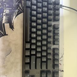 TECWARE Phantom Keyboard + Razer Cobra 