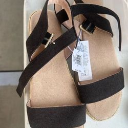 Old Navy espadrille wedge sandals SIZE 6