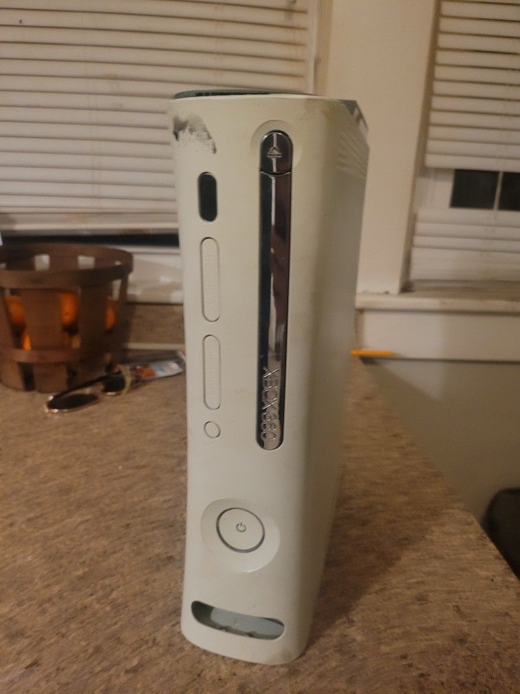 USED Xbox 360 NO HDMI PORT! for Sale in Elyria, OH OfferUp