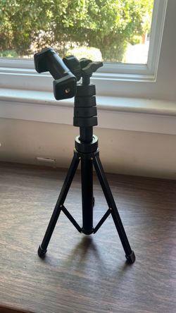 62” Black Tripod with Phone Mount