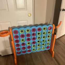 Connect 4 Giant