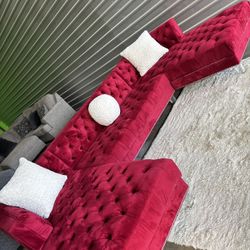 Tufted U Sectional Sofa Couch (DELIVERY AVAILABLE)